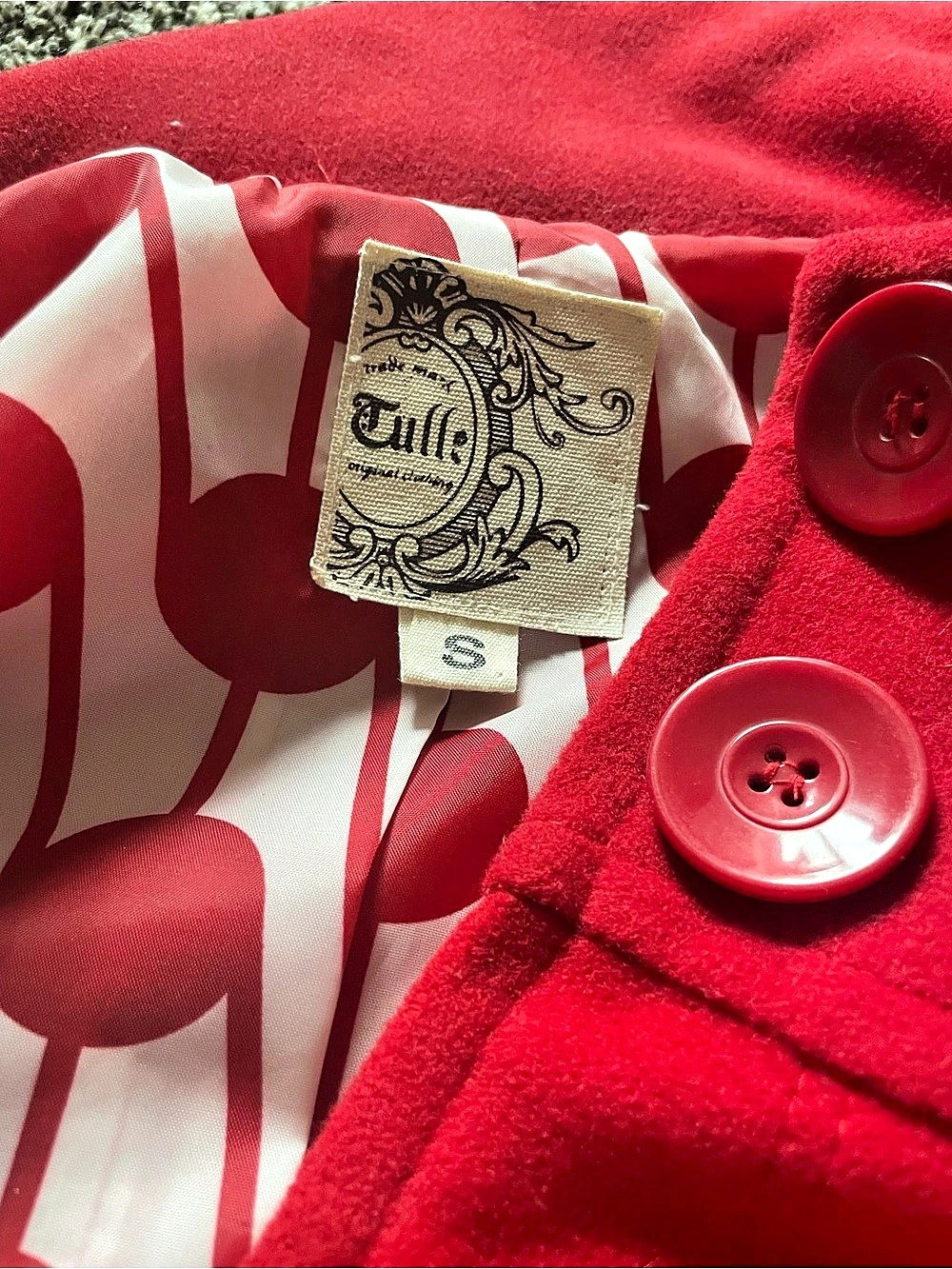 Tulip Red & White Jacket Size Small Like New